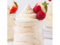 輕盈柔軟，入口即化的香草慕斯！