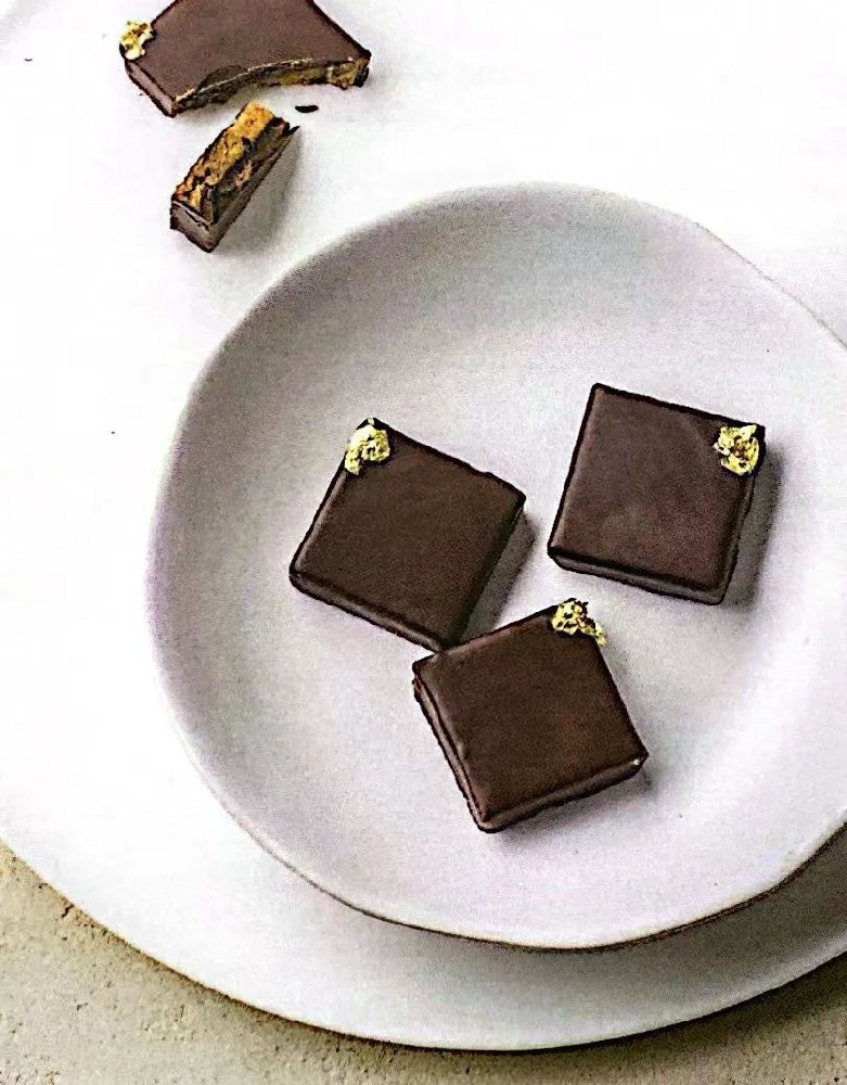 1660814747120994.jpg 0008.jpg